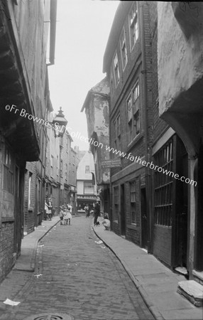 OLD YORK :MARGARET CLITHEROW'S HOUSE (LEFT)